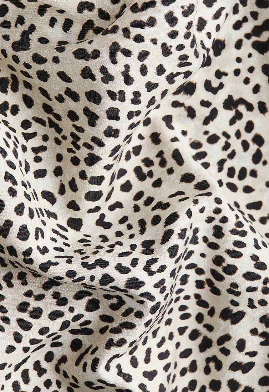 H&M - Oversized blouse - light beige leopard print