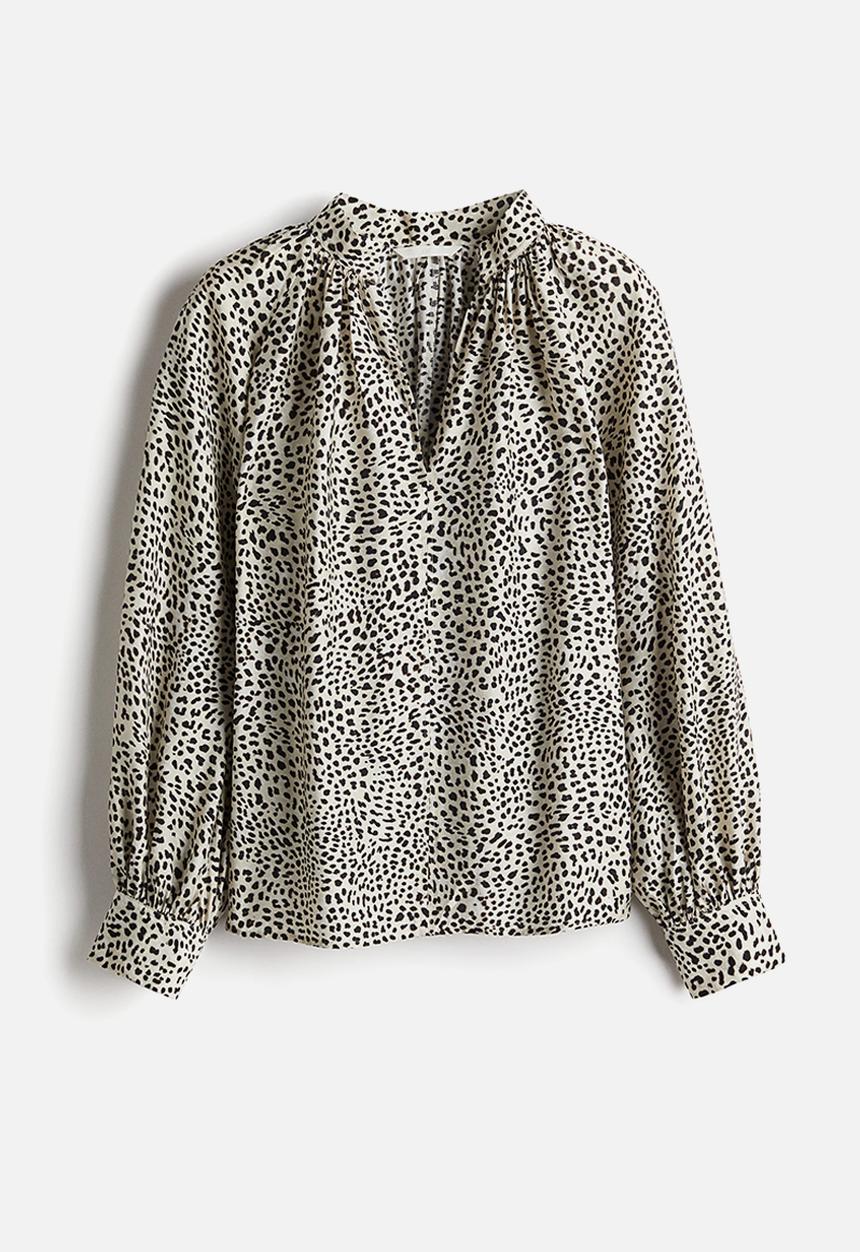 H&M - Oversized blouse - light beige leopard print