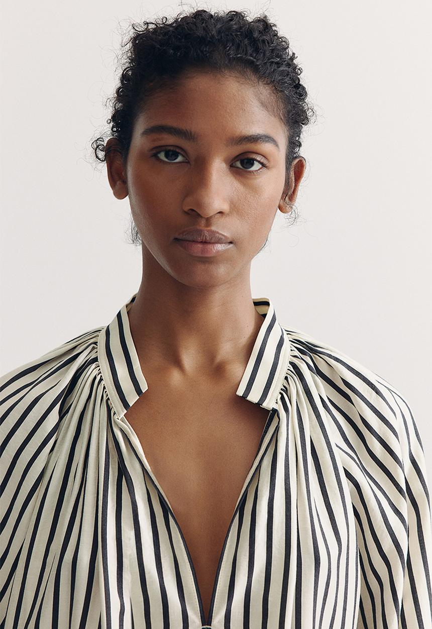 H&M - Oversized blouse - cream striped 