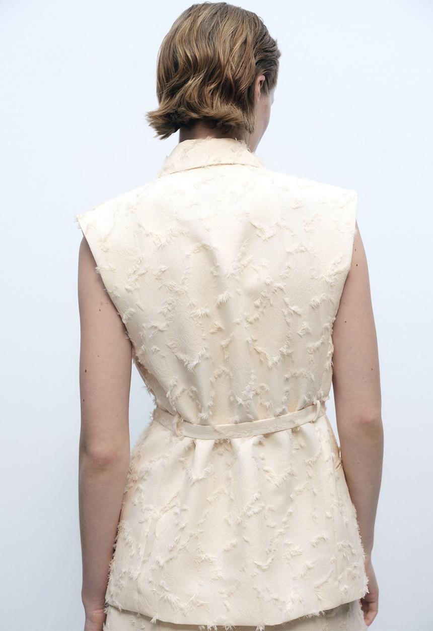 MANGO - Vest Floc - Natural