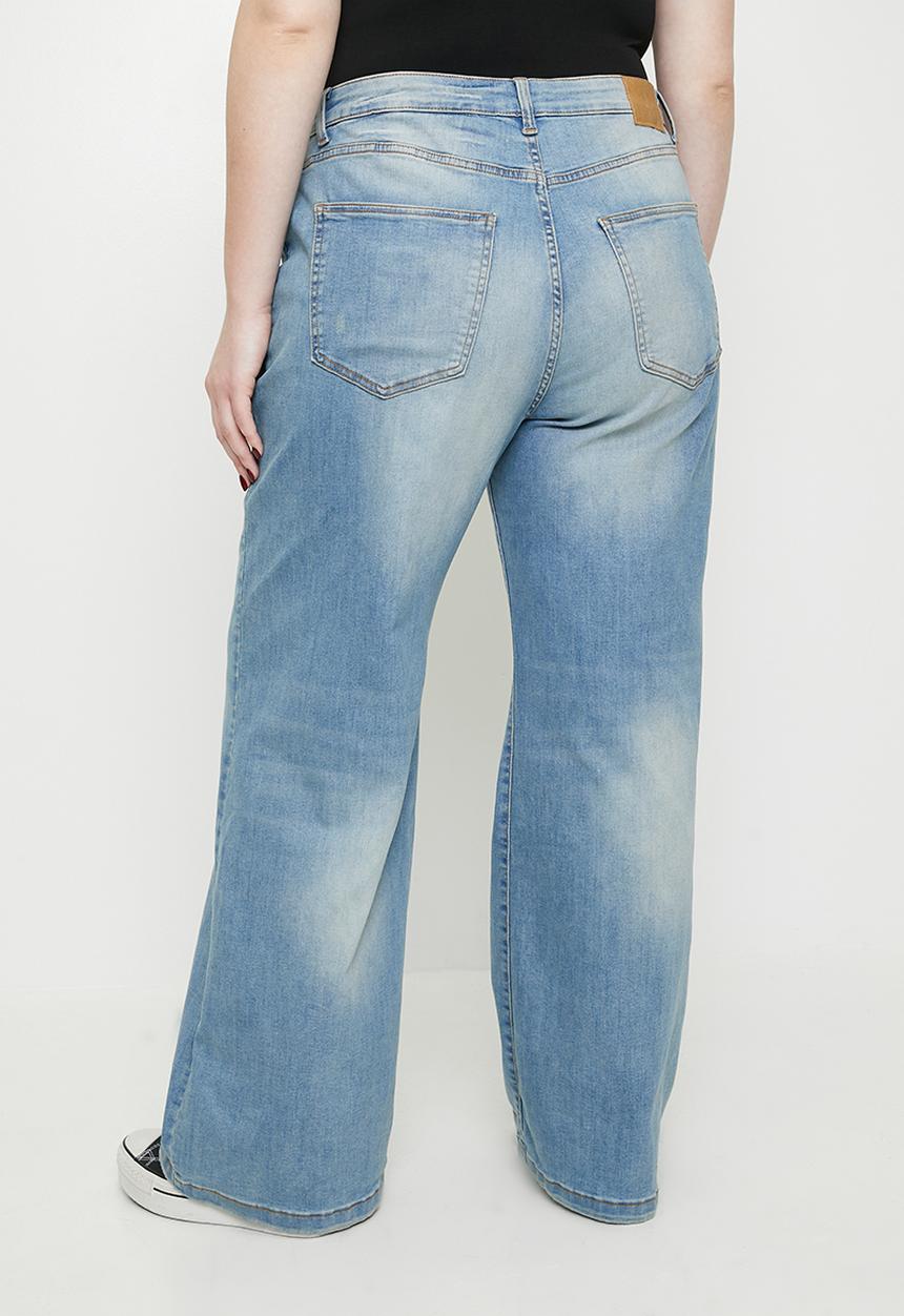 Cotton On - Plus size curvy stretch wide jean - delusion blue