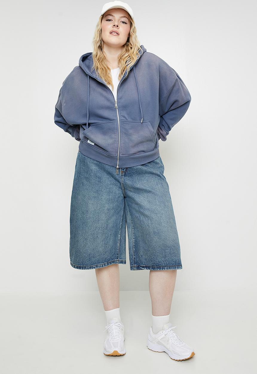 Cotton On - Plus classic fleece oversized zip through hoodie-washed blue