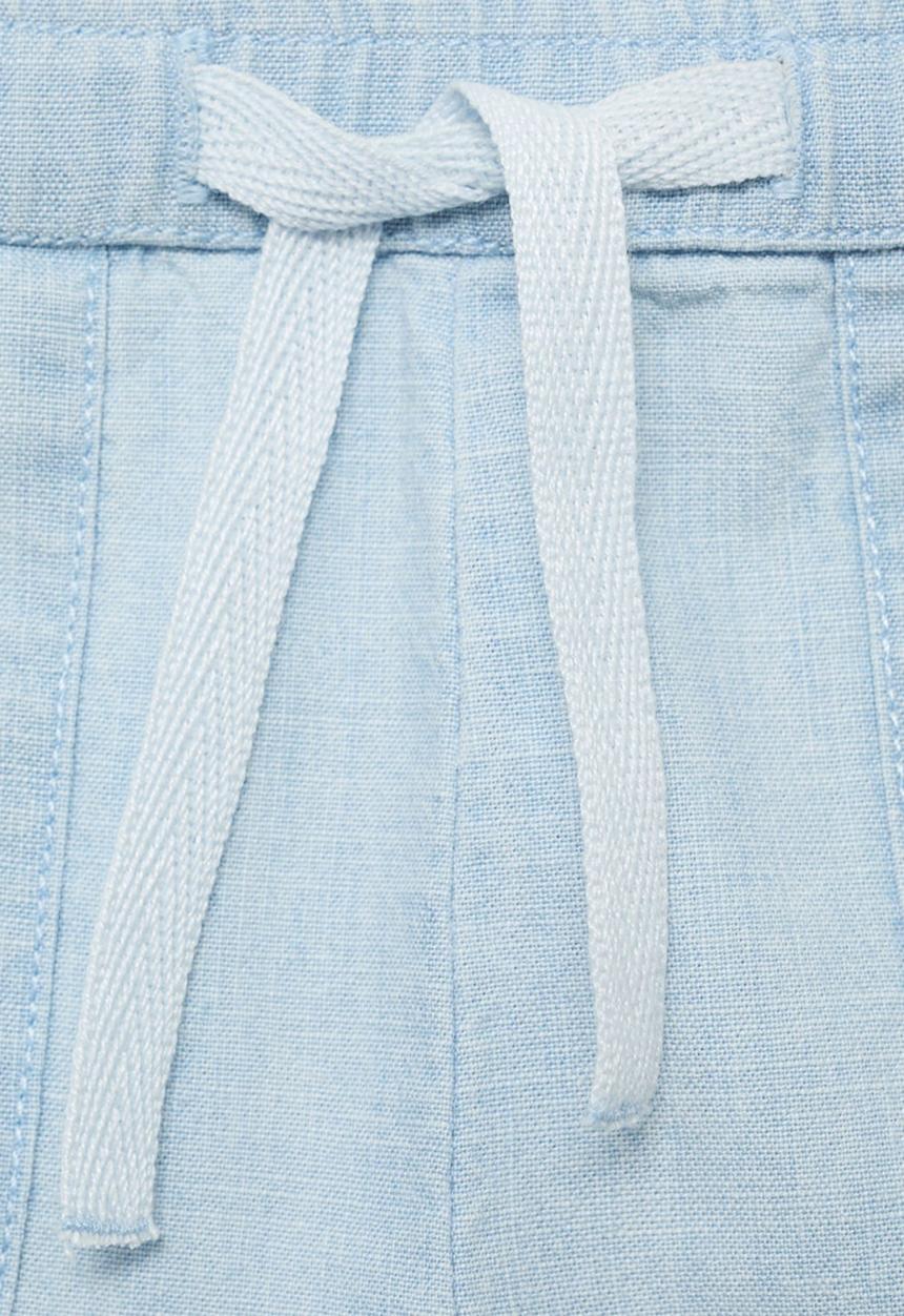MANGO - Shorts azur - pastel blue