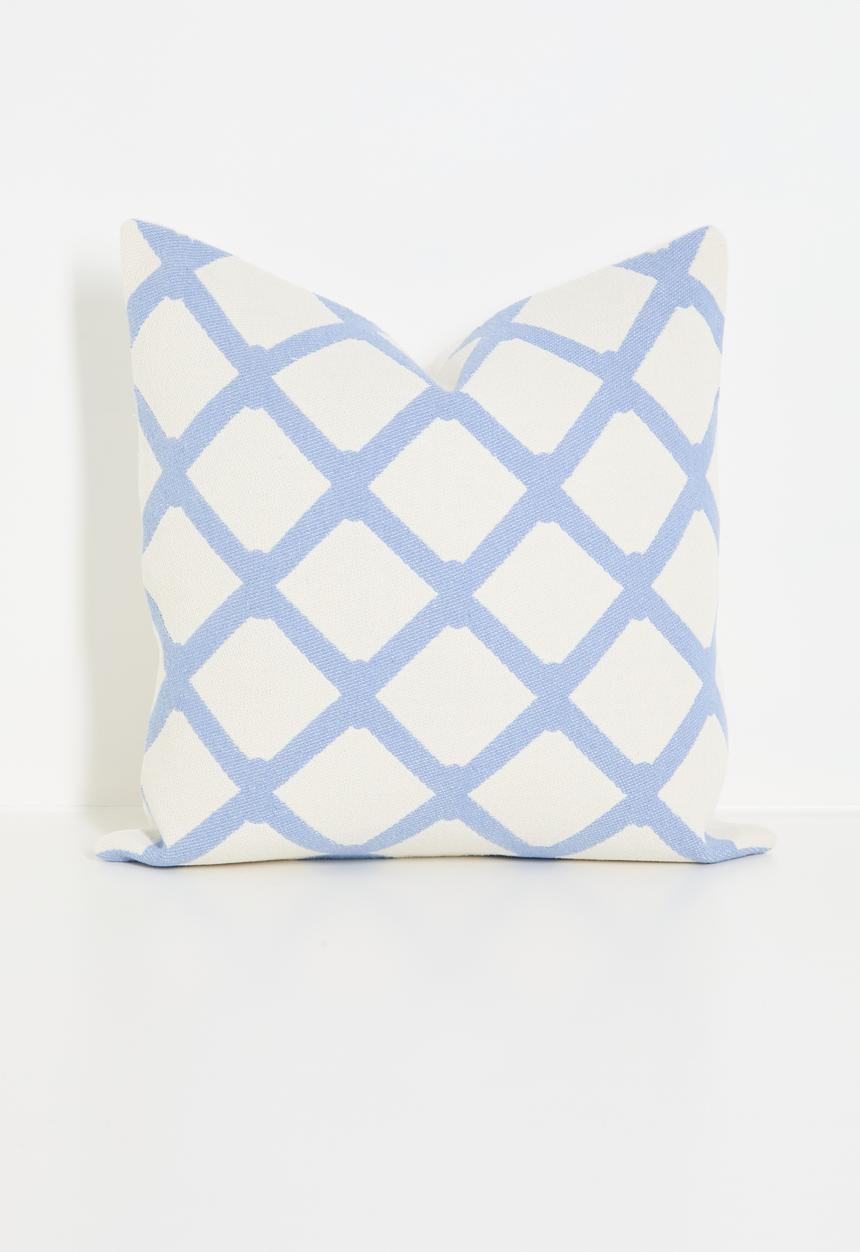 Sixth Floor - Dia jacquard cushion cover - Blue