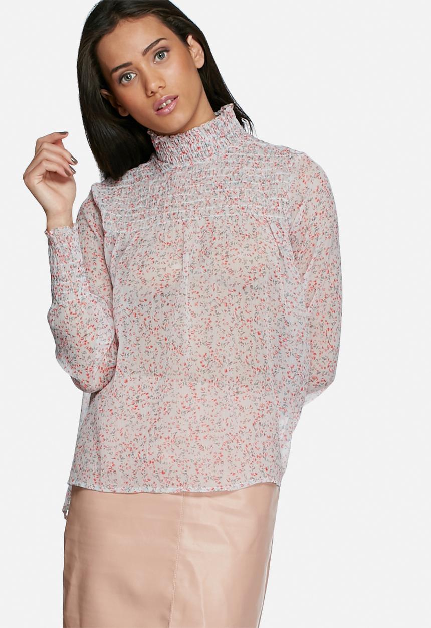 Vero Moda - Alis flower smocked blouse