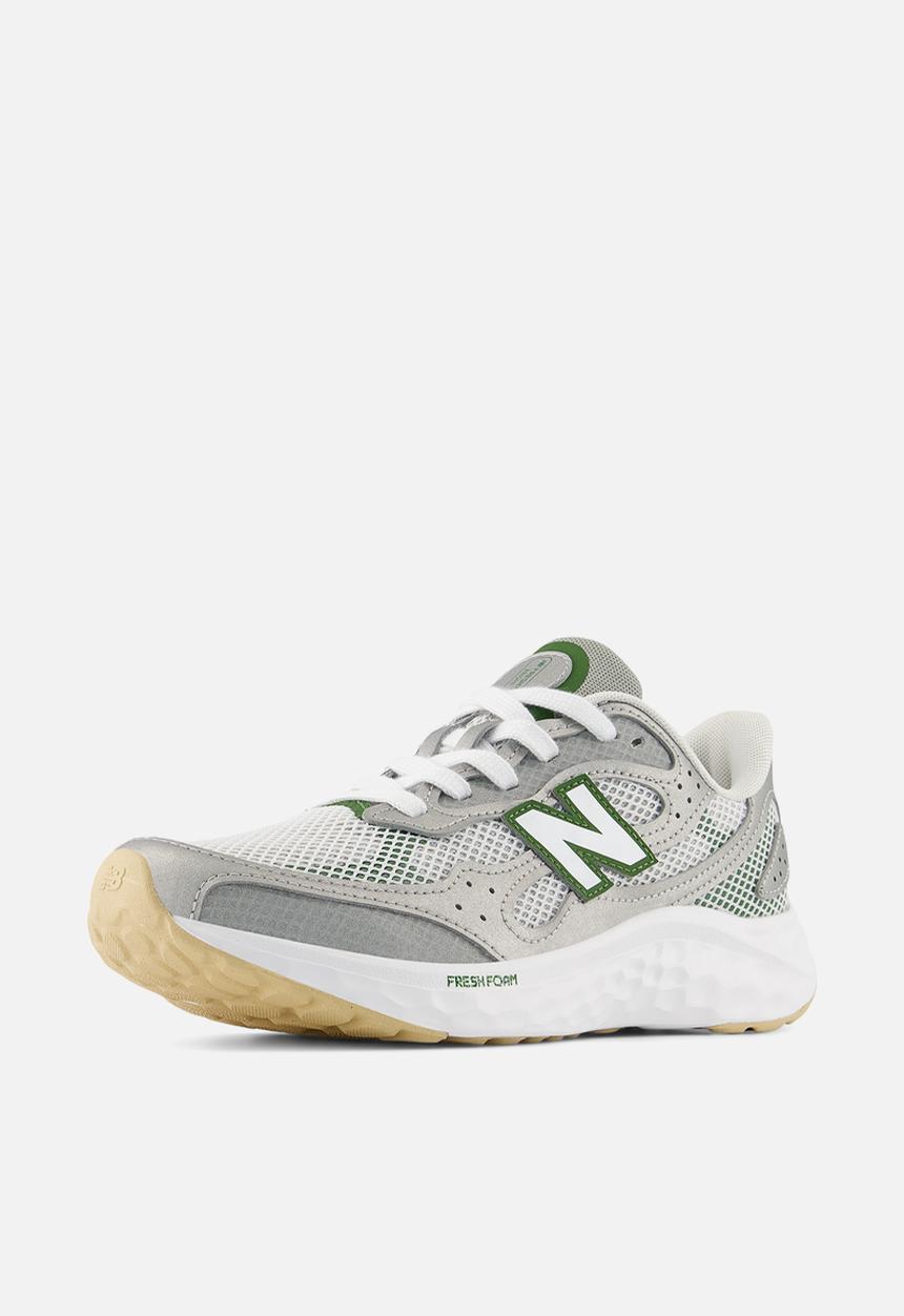New Balance  - Fresh foam arishi v4 tira lux - raincloud