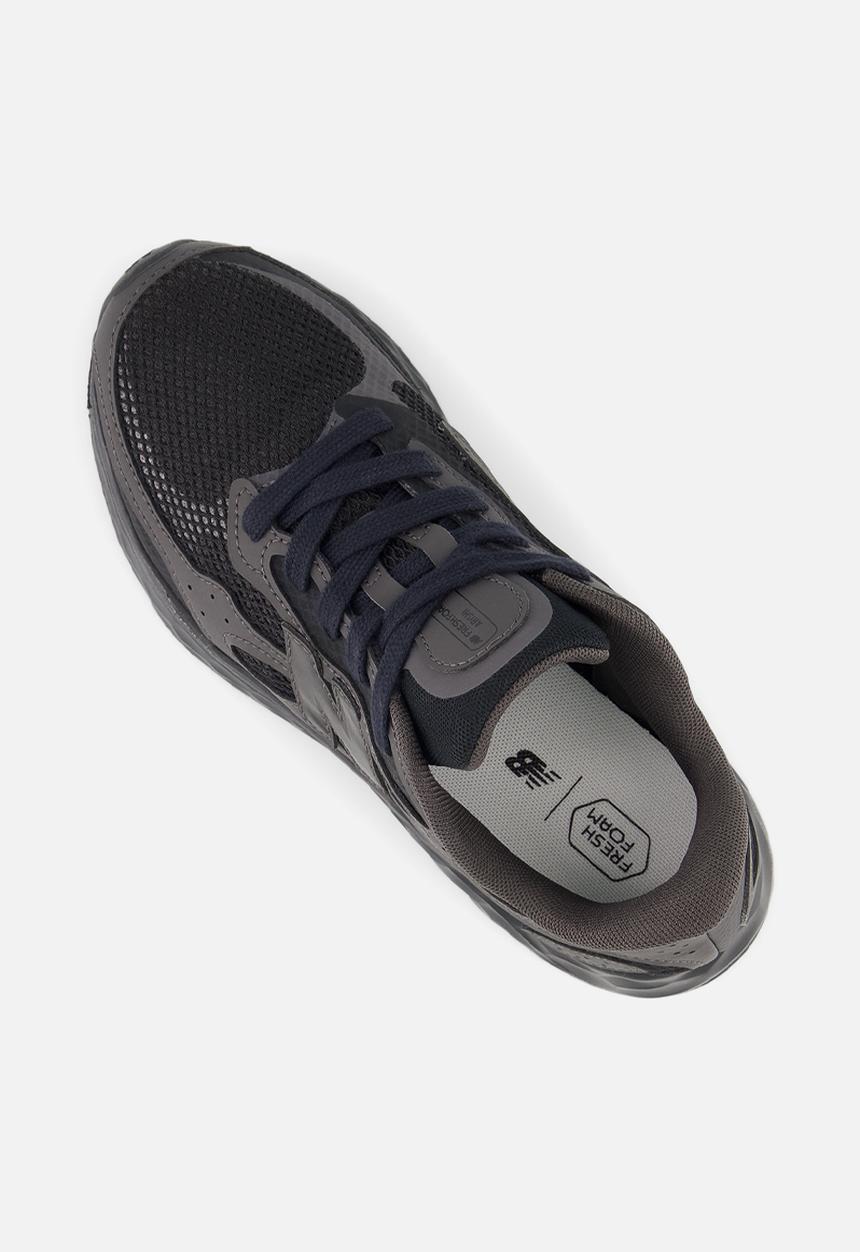 New Balance  - Fresh foam arishi v4 tira lux - black 