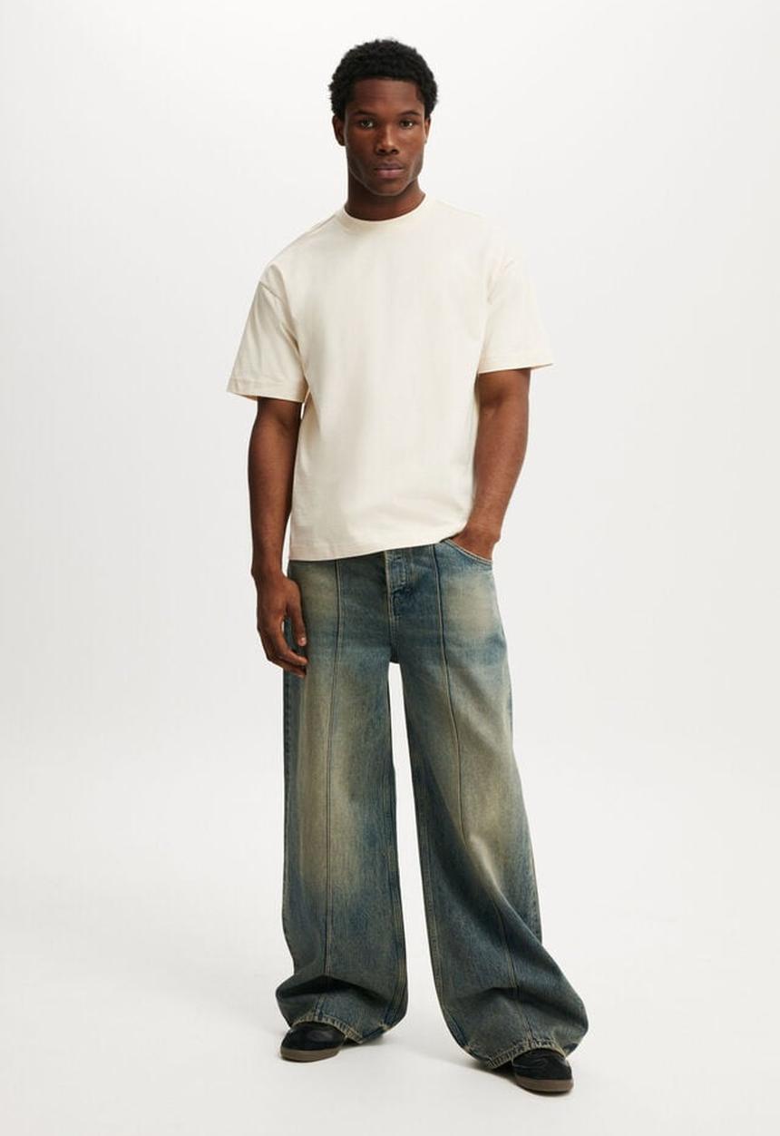 Cotton On - Box Fit T-Shirt - Bisque