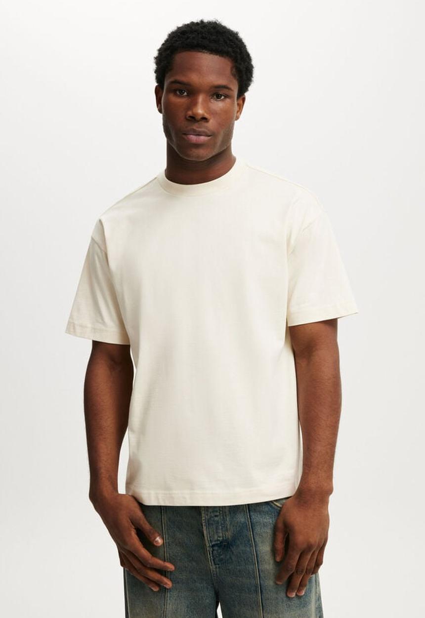 Cotton On - Box Fit T-Shirt - Bisque