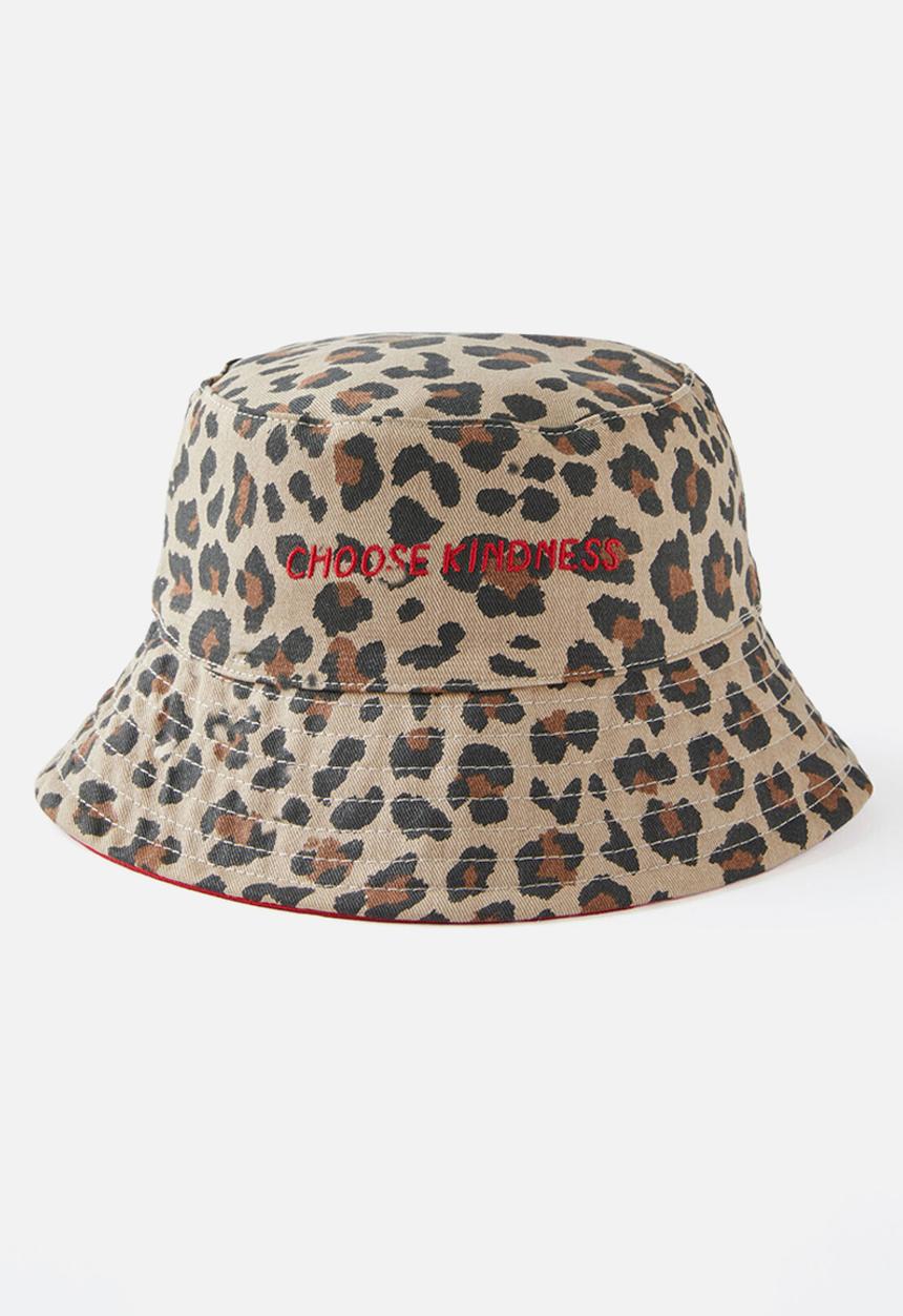 Cotton On - Kids reversible bucket hat - leopard print/choose kindness always