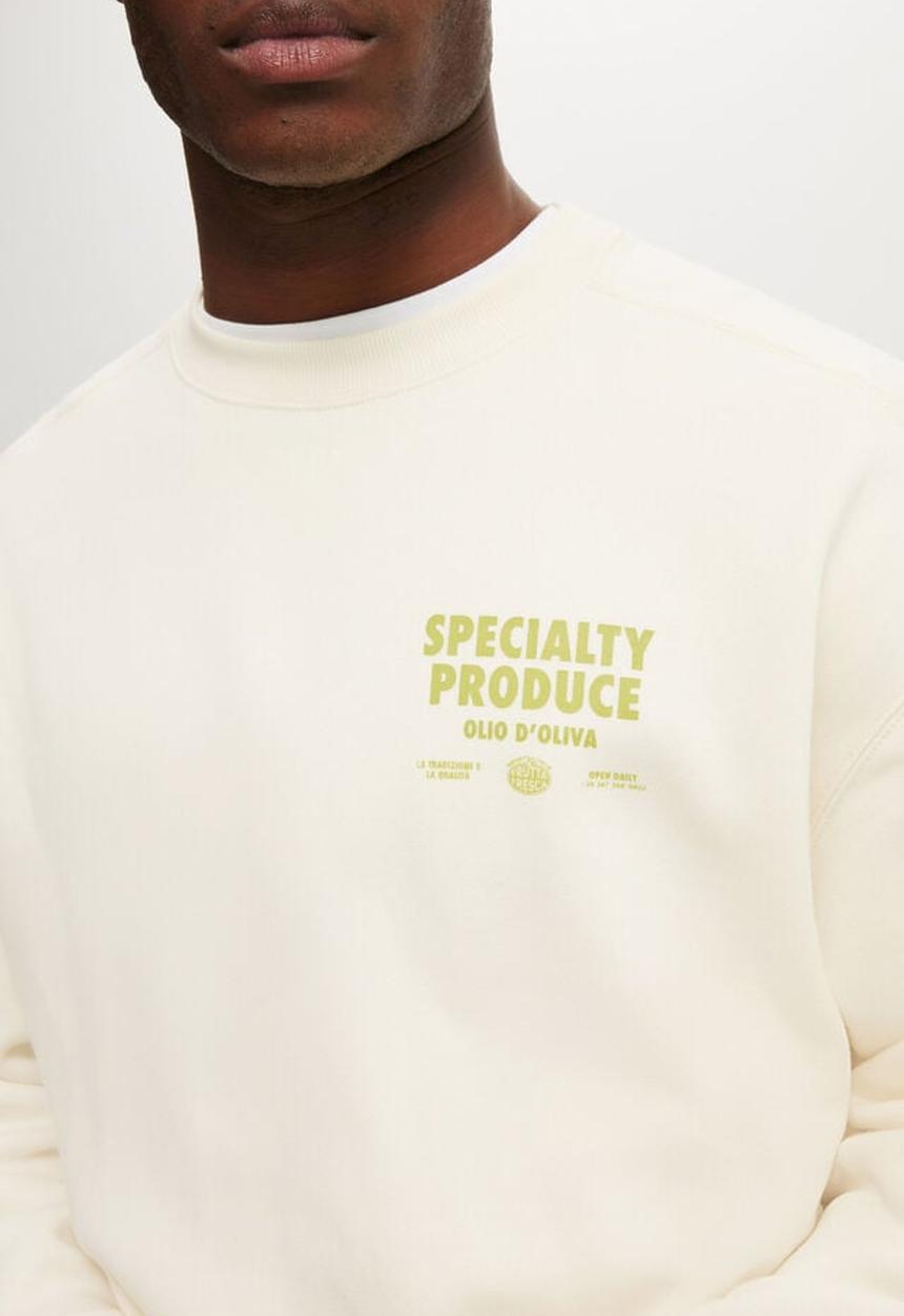 Cotton On - Box Fit Graphic Crew Sweater - Cream Puff / Specialty Produce