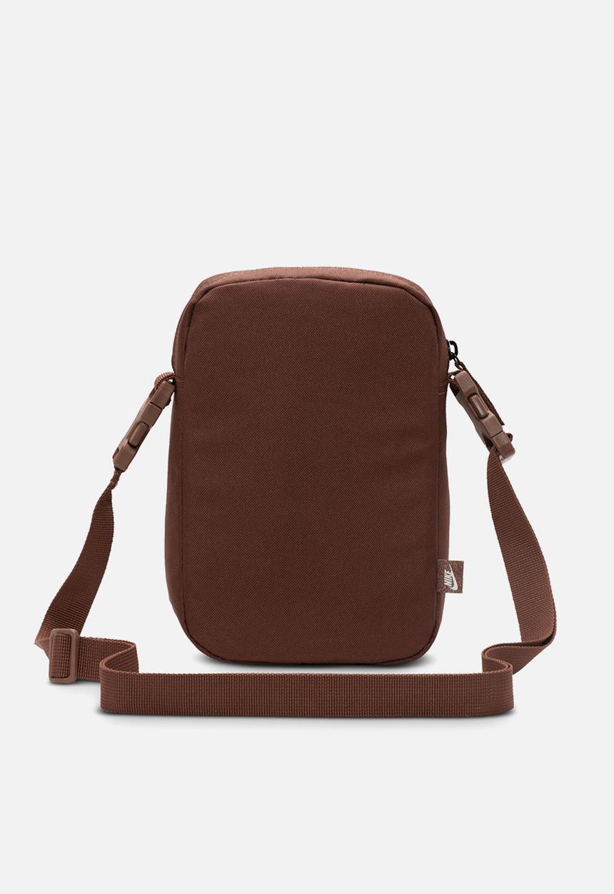 Nike - Nike Heritage Crossbody Bag 4L - Fauna Brown/Summit White