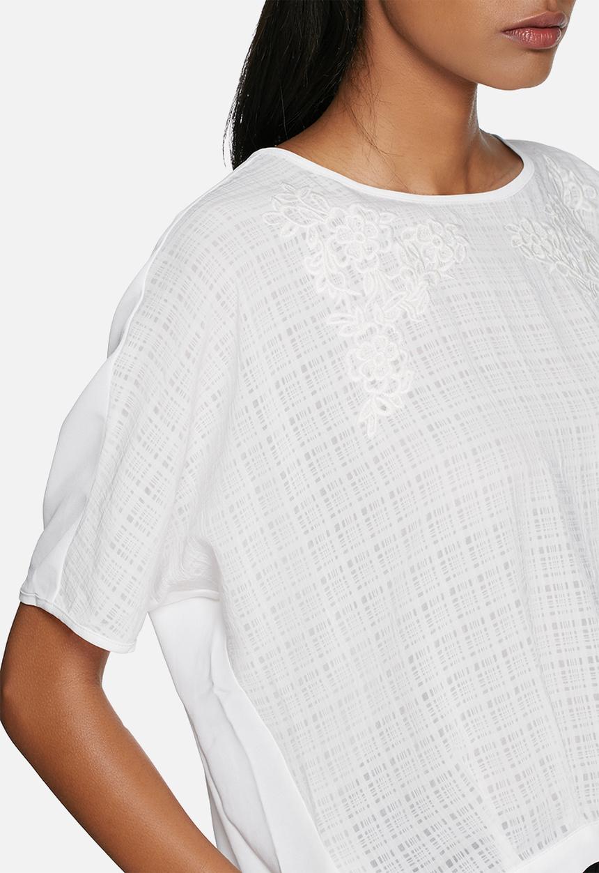 Vero Moda - Flowerish top