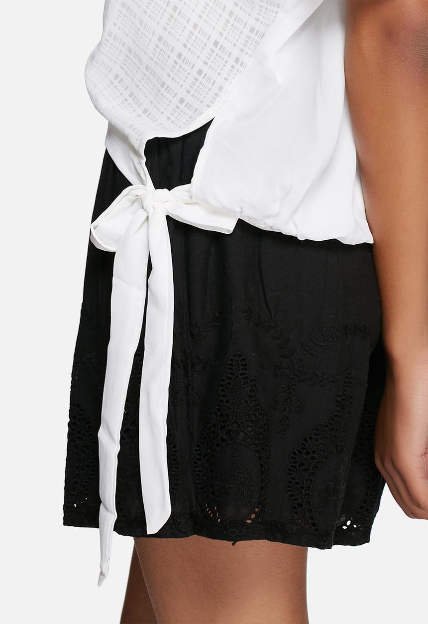 Vero Moda - Flowerish top