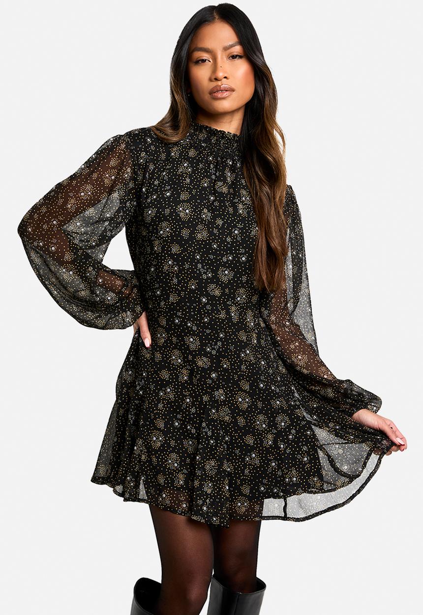 boohoo - Ditsy Floral Chiffon High Neck Skater Dress - Black