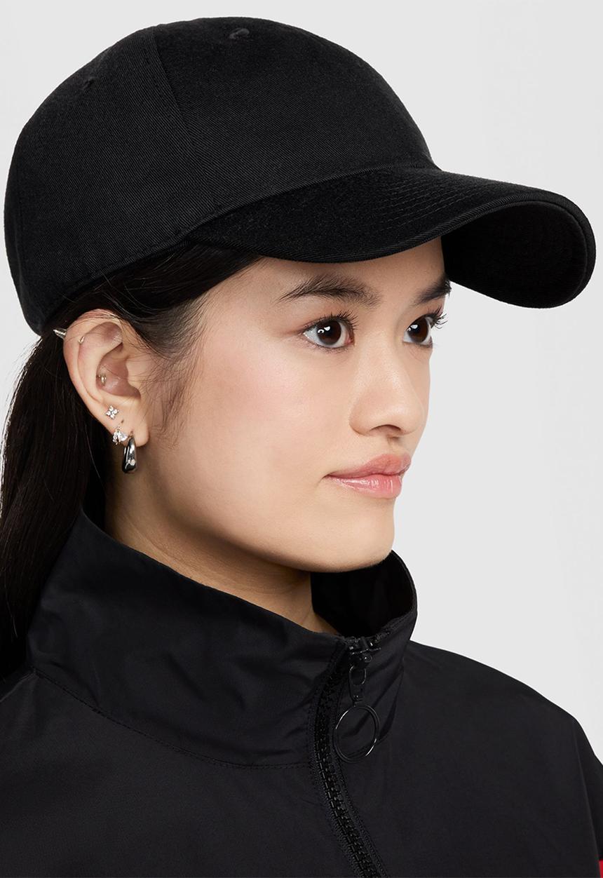 Nike - U Nk Club Unstructured Cap - Black/Sail