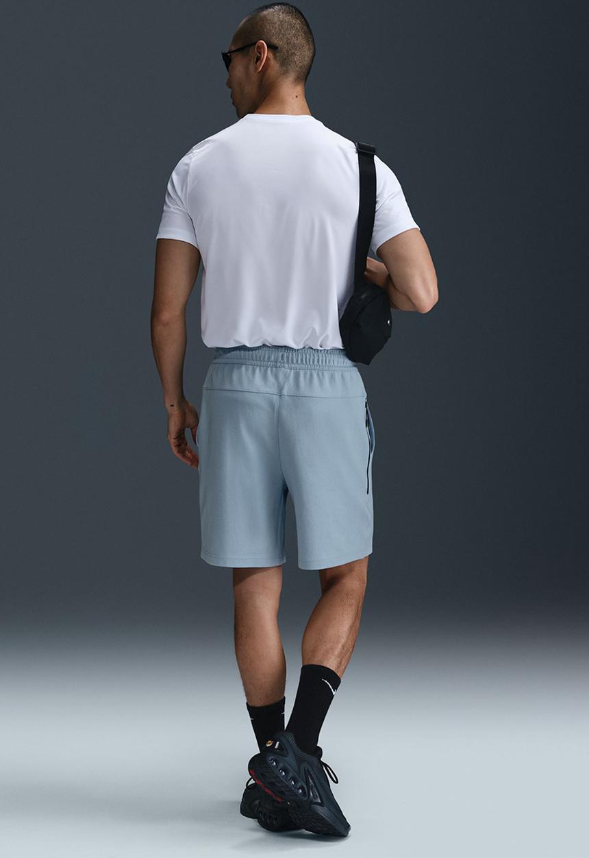 Nike - NSW Tech Fleece Short - Lt Tar Blue /Blk