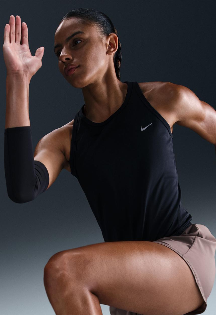 Nike - Nike Tempo Women's Dri-Fit Running Tank Top - Black/Reflective Silv