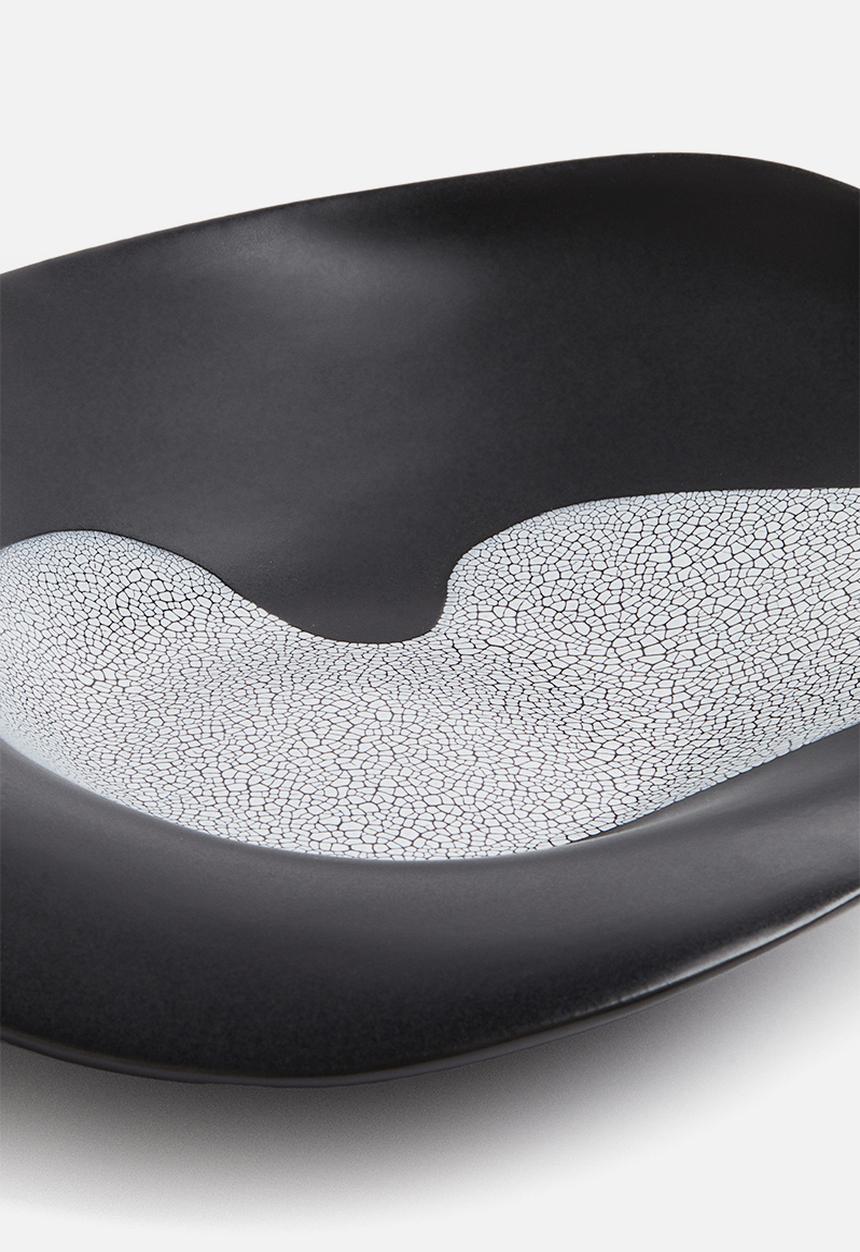 H&M - Large stoneware bowl - black patterned