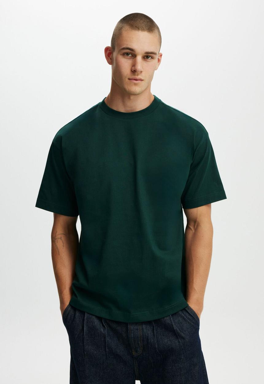 Cotton On - Box Fit Plain T-shirt - Pine Needle Green