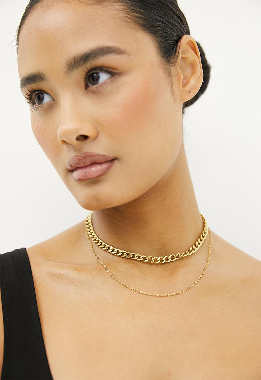 Zoe on Trend - Duet Chunky Curb and Designer Necklace-gold