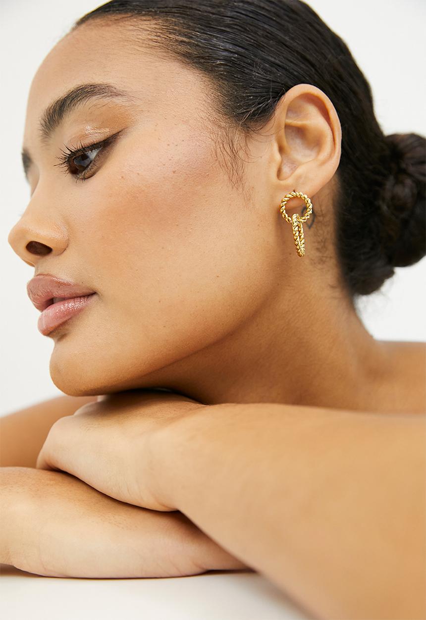 Zoe on Trend - Double-Drop Circle Earrings - gold