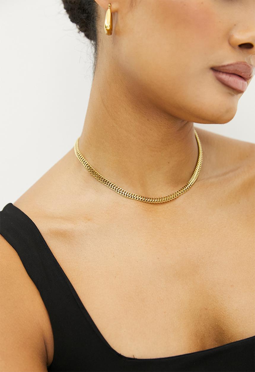 Zoe on Trend - Beautiful Mesh Necklace-gold