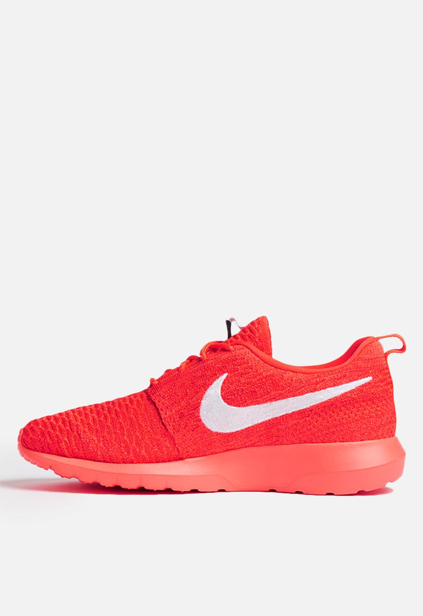 Nike - Roshe One NM Flyknit