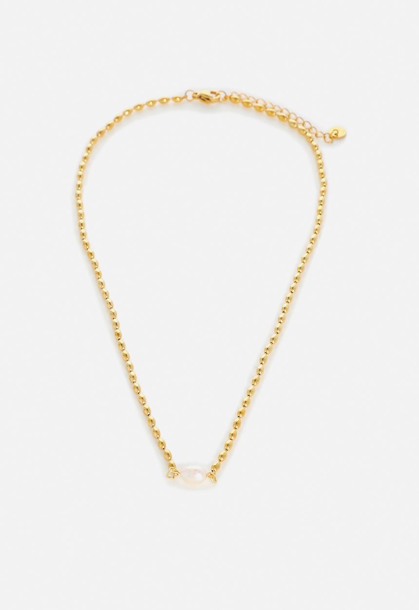 Zoe on Trend - Pretty Pearl Necklace - gold