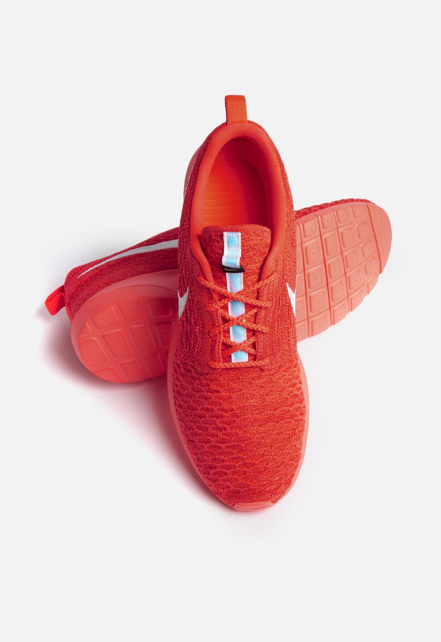 Nike - Roshe One NM Flyknit