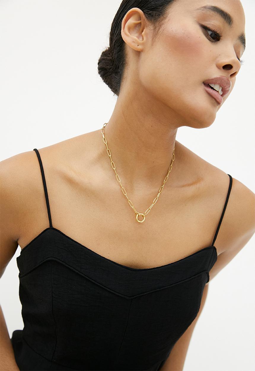 Zoe on Trend - Modern Classic O Ring Necklace - gold