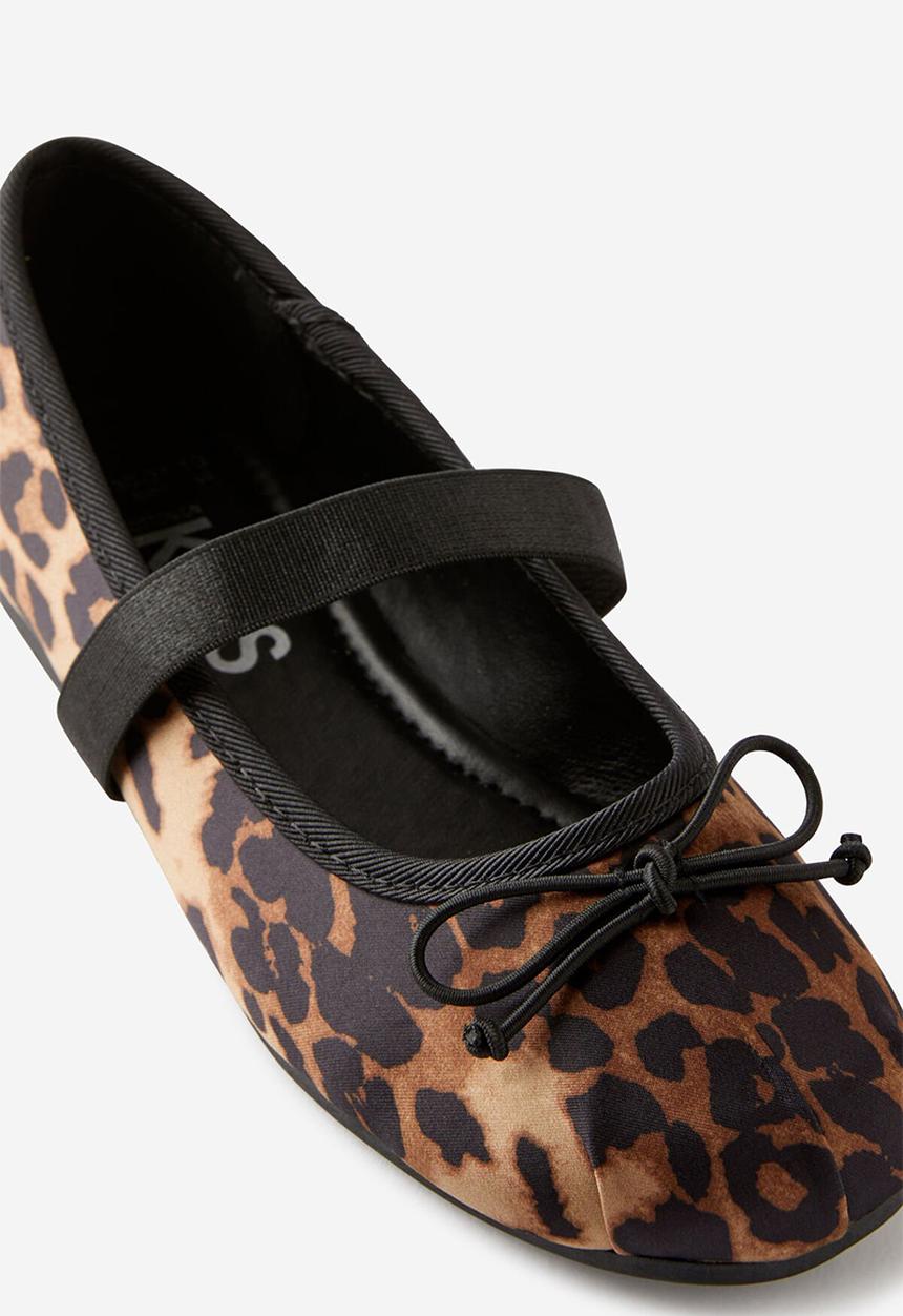 Cotton On - Olivia Ballet Flat - Leopard/Scrunch Toe