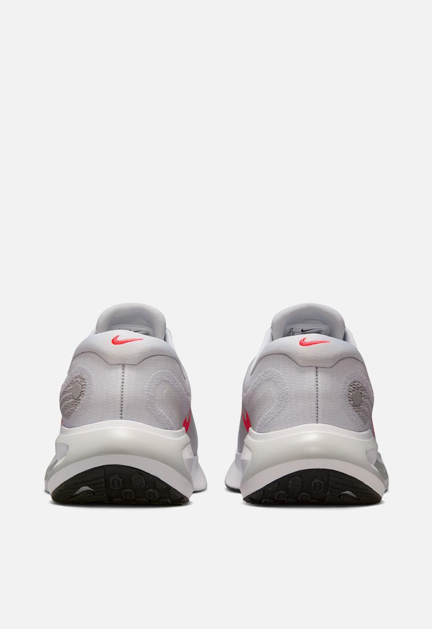 Nike - Nike Journey Run