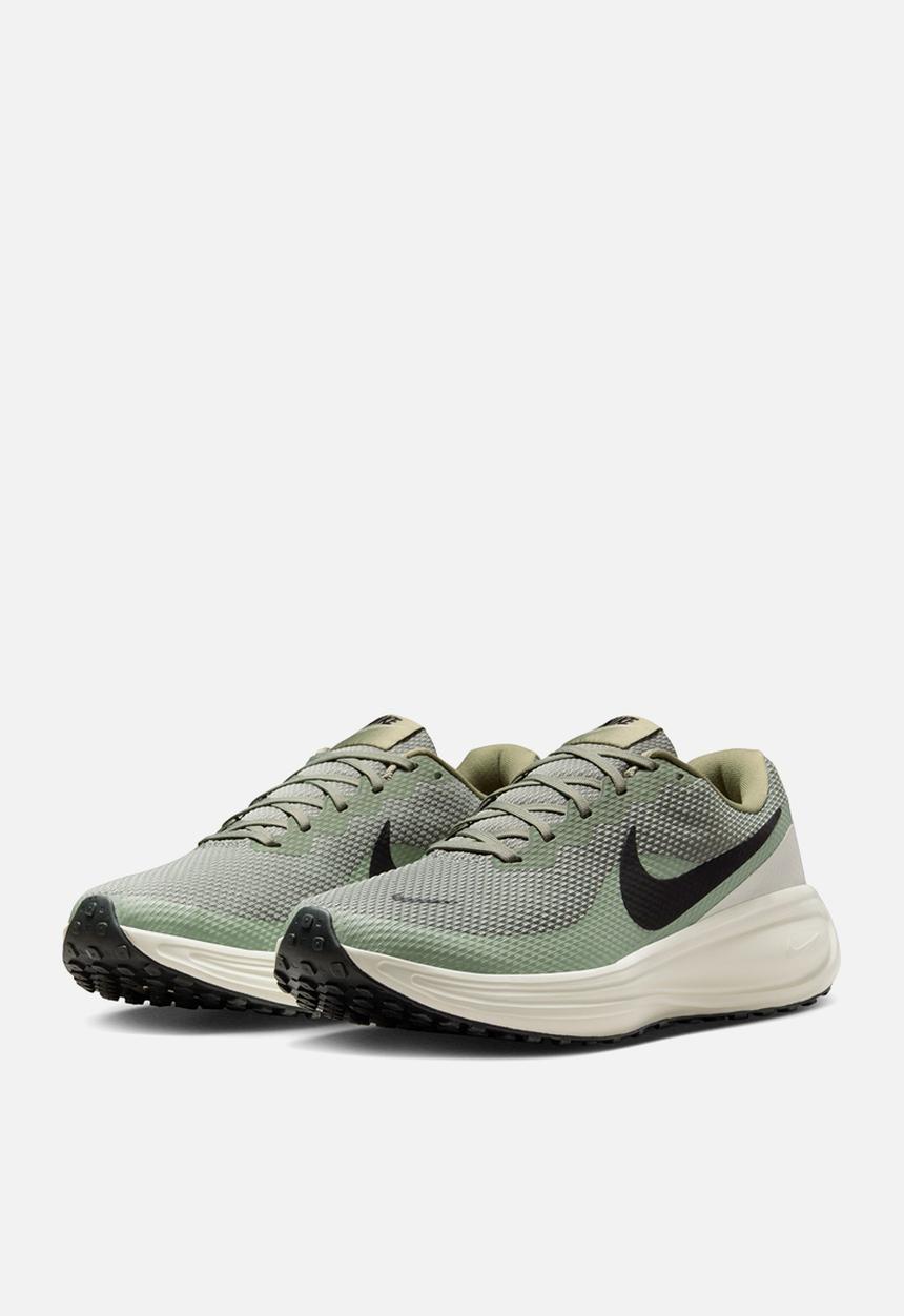 Nike - NIKE REVOLUTION 8