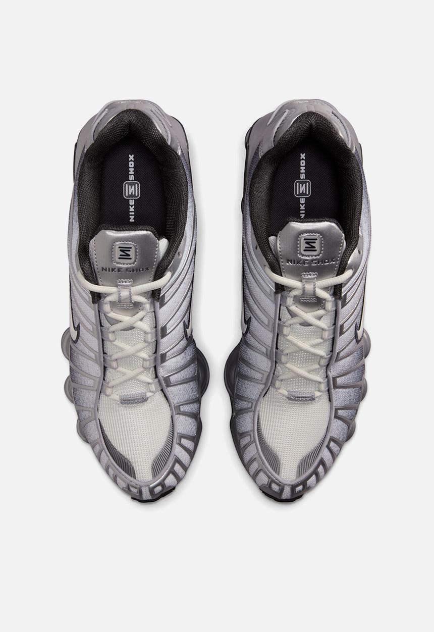 Nike - NIKE SHOX TL PRINT