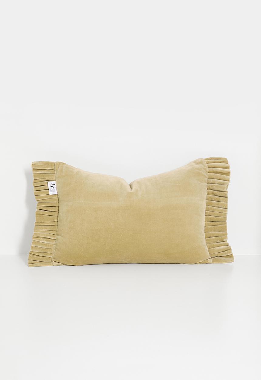 Sixth Floor - Frilo velvet cushion - Natural