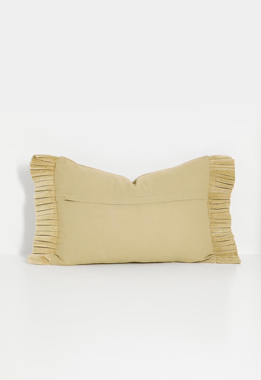 Sixth Floor - Frilo velvet cushion - Natural