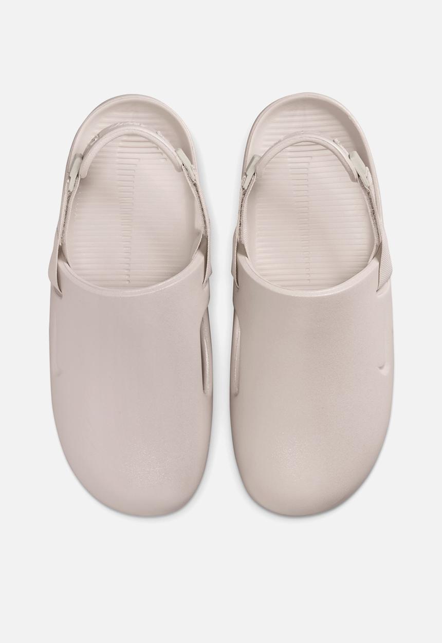 Nike - Nike calm pearlized