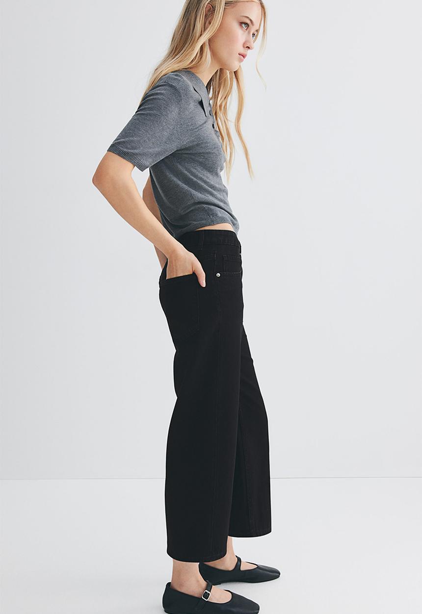 H&M - Wide high cropped jeans - black