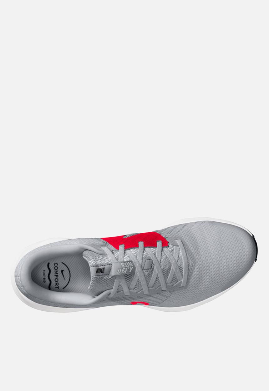 Nike - Nike Run Defy