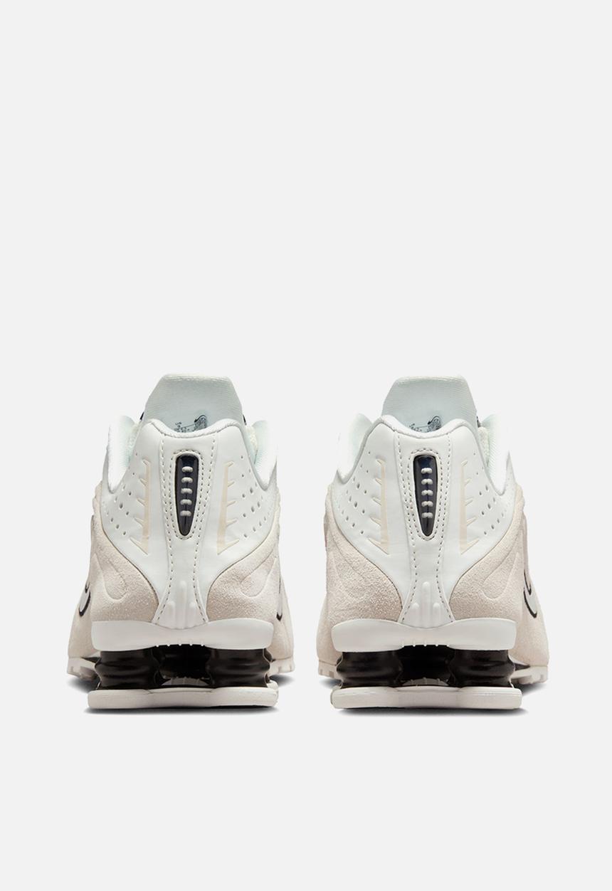 Nike - Nike Shox R4 	