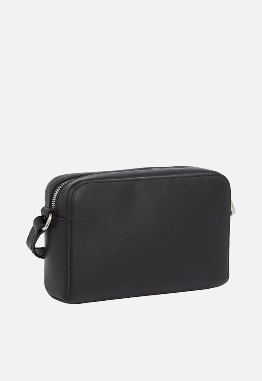 Calvin Klein - Sculpted ew camera bag20- na black