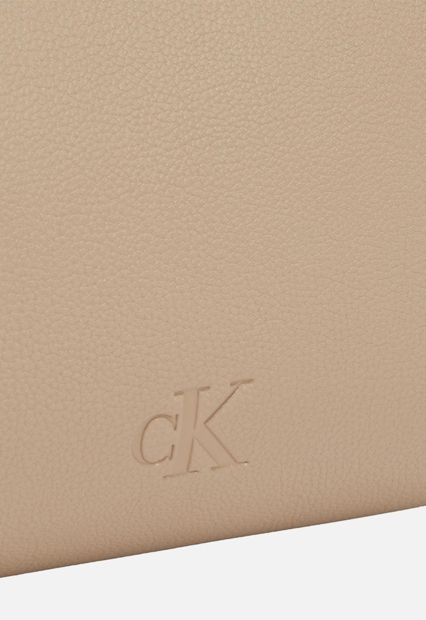 Calvin Klein - Ultralight shoulder bag22 pu- crockery
