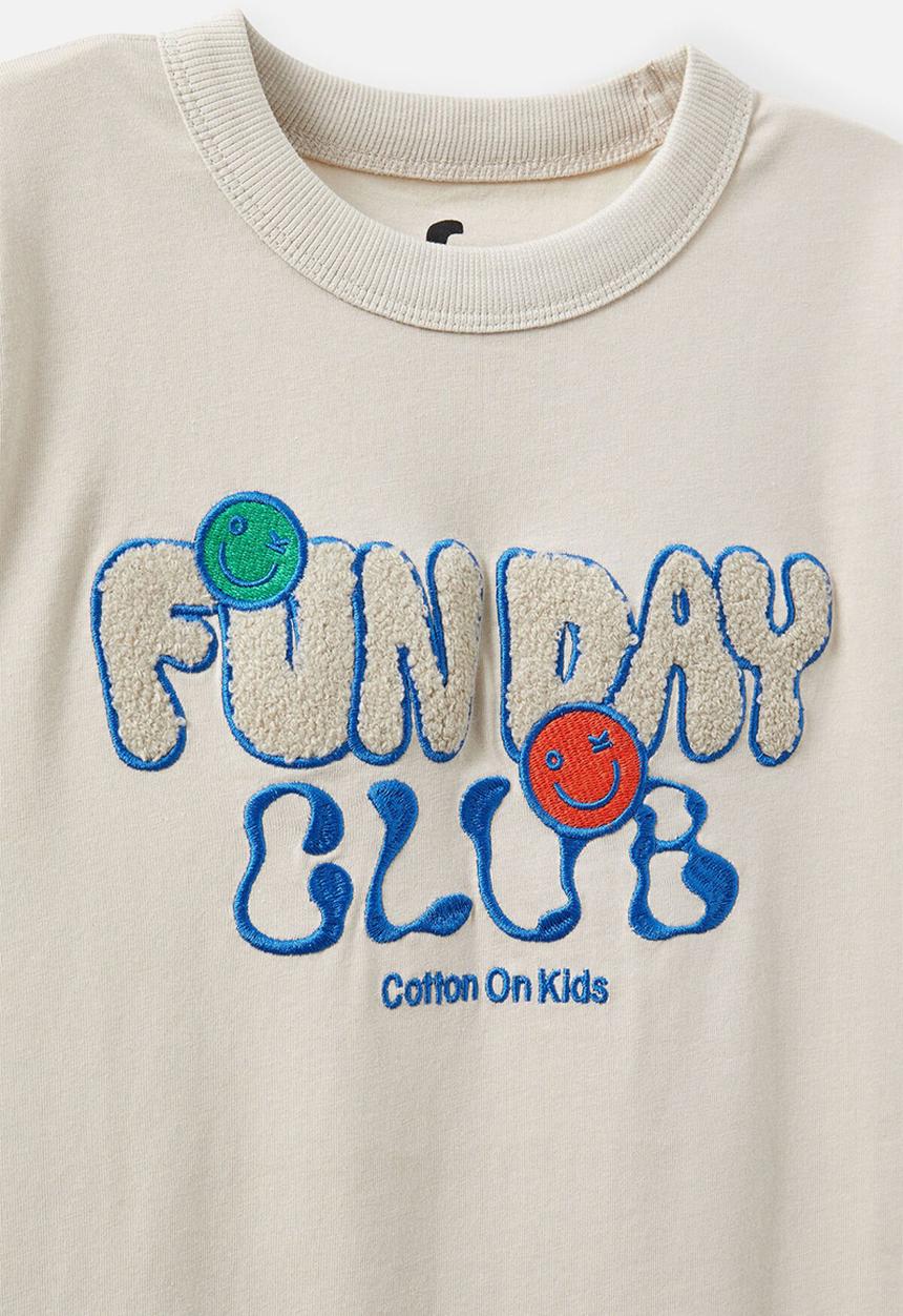 Cotton On - Jonny Short Sleeve Graphic Print Tee - Rainy Day W/ Harbour Blue Graphic/Funday Club