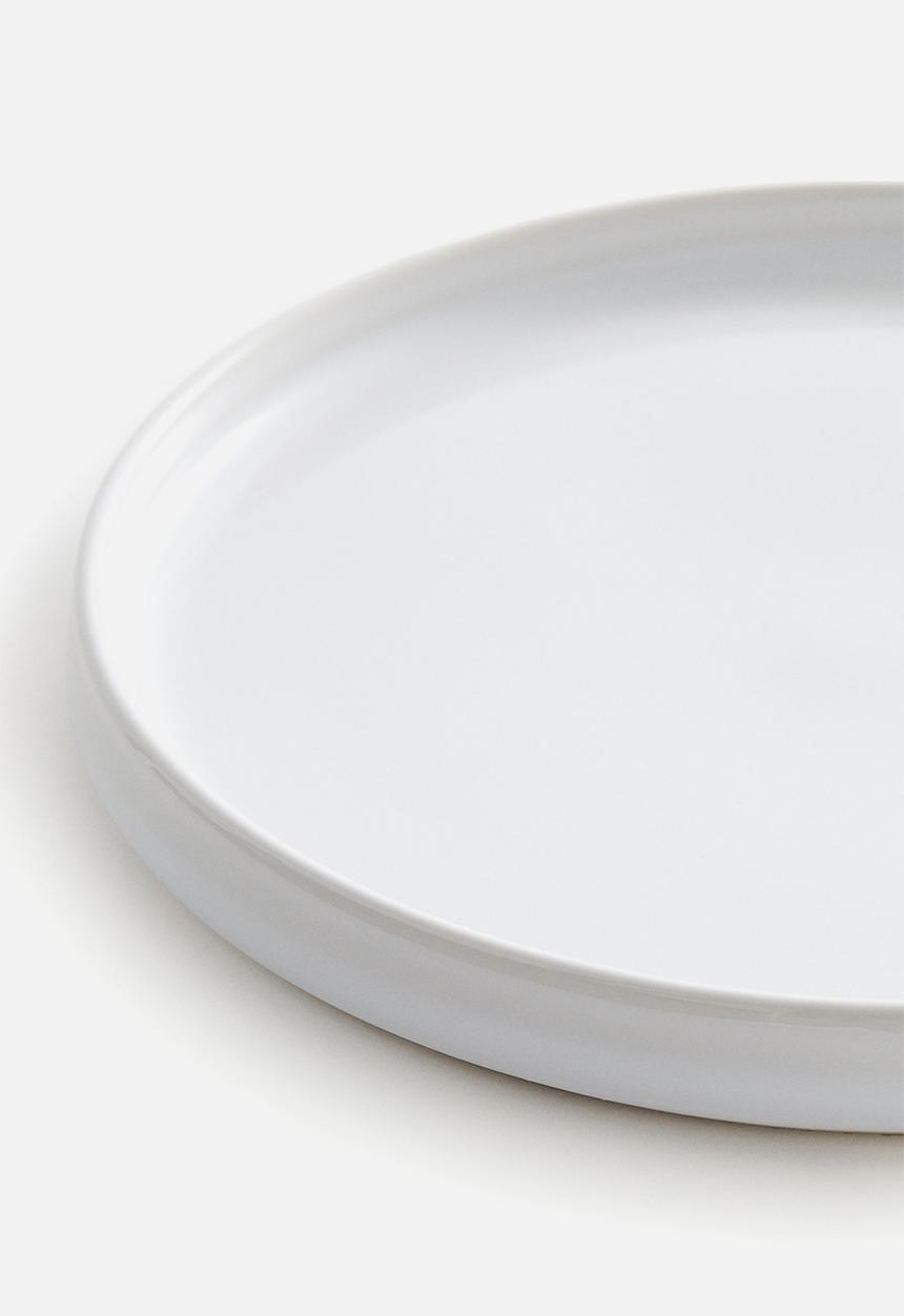H&M - Stoneware medium plate - white