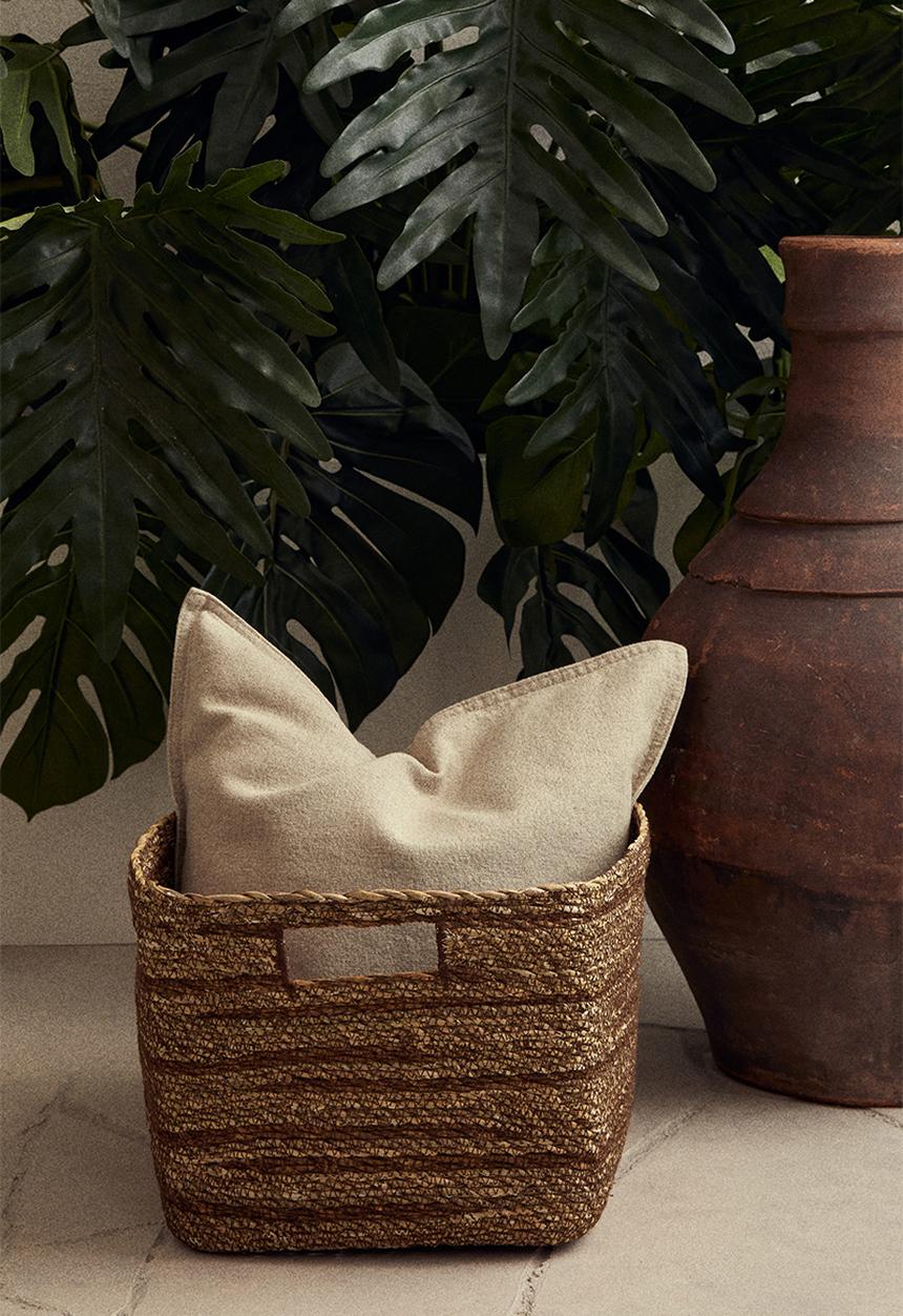 H&M - Small handmade seagrass storage basket - brown striped