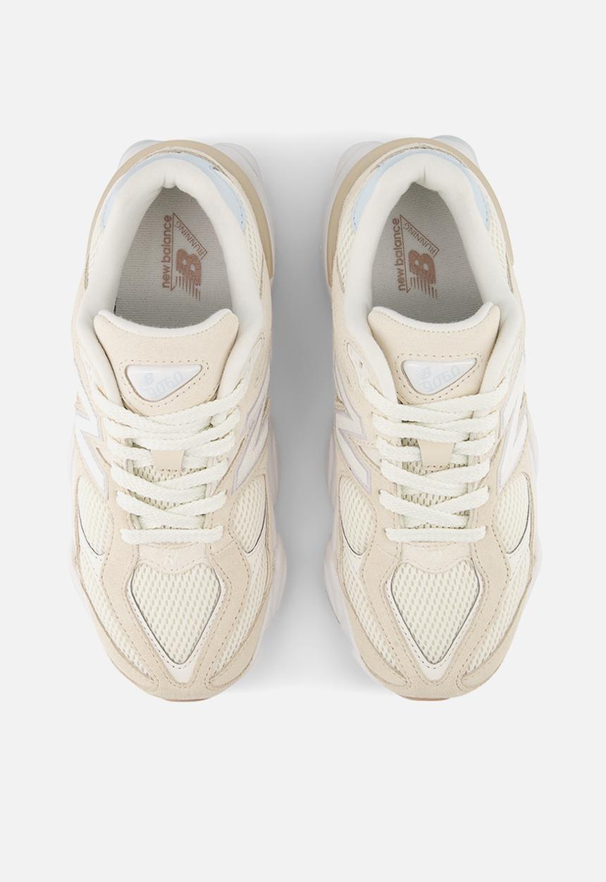 New Balance  - 9060 V1 grade school - beige