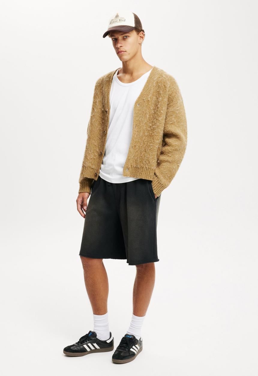 Cotton On - Super Baggy Fleece Short - Black