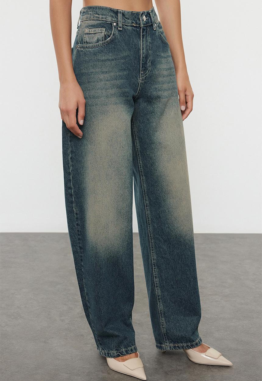 Trendyol - Blue more sustainable regular waist skater jeans  - dark blue