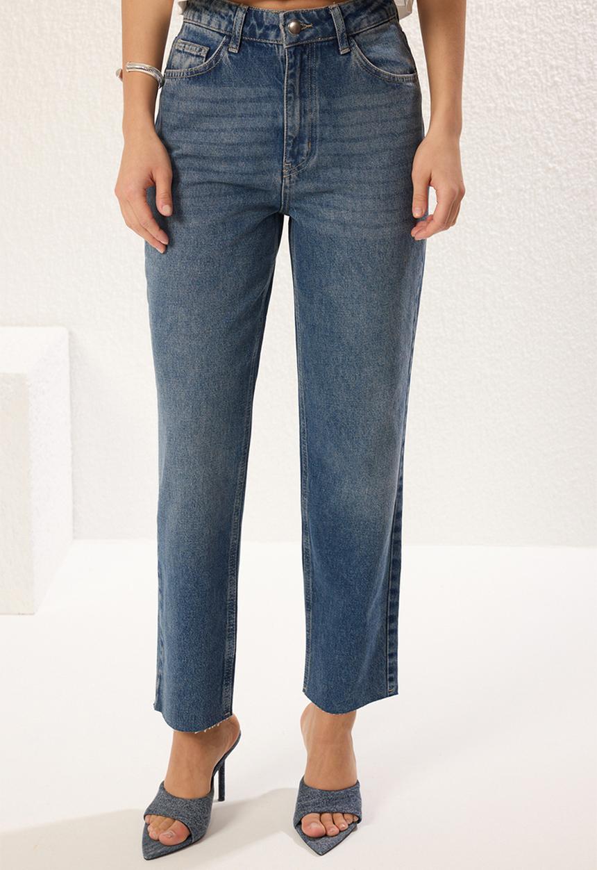 Trendyol - Leg cutout high waist straight jeans  - blue